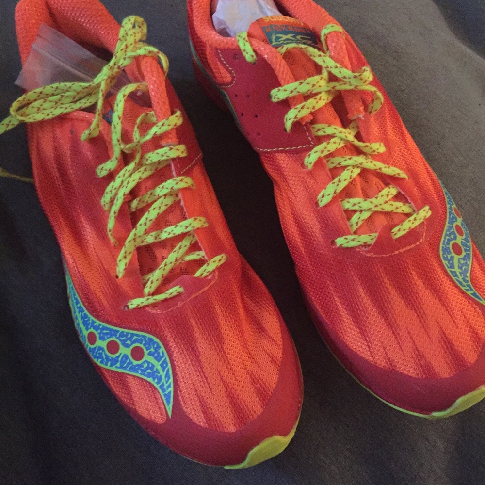 Saucony racing shoes